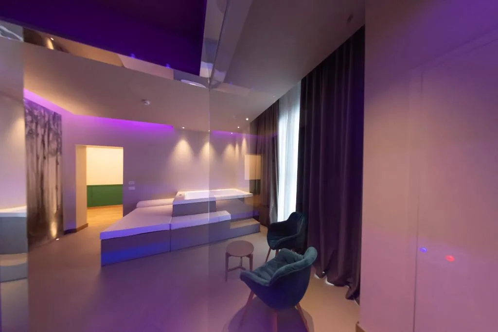 JUNIOR SUITE WITH JACUZZI Room, Smart Hotel - Naples Harbour, Naples