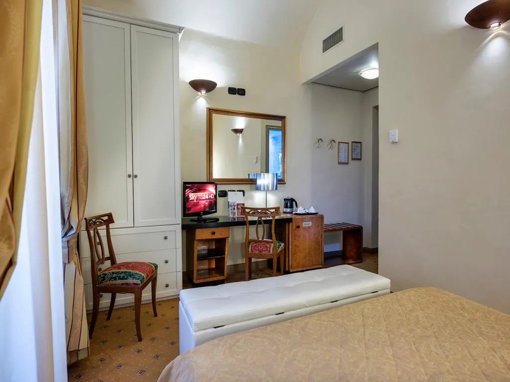 DOUBLE CLASSIC Room, Hotel Privilege, Florence