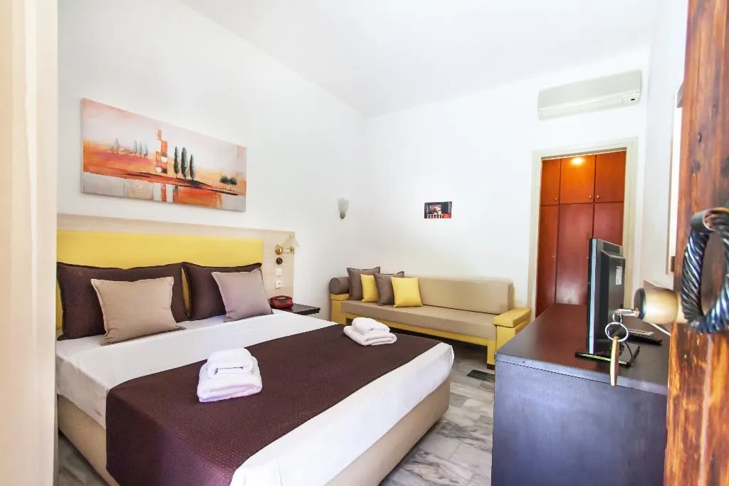 Double or Twin STANDARD Room, Rigas Hotel Skopelos, Skiathos