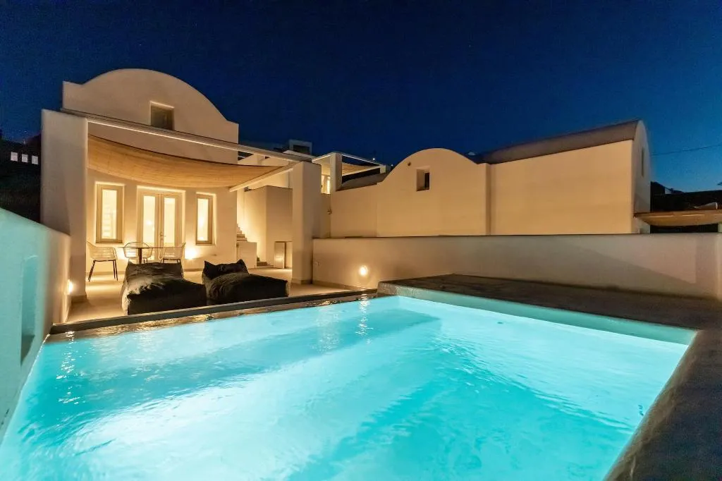 Room, Serapias Suites, Santorini