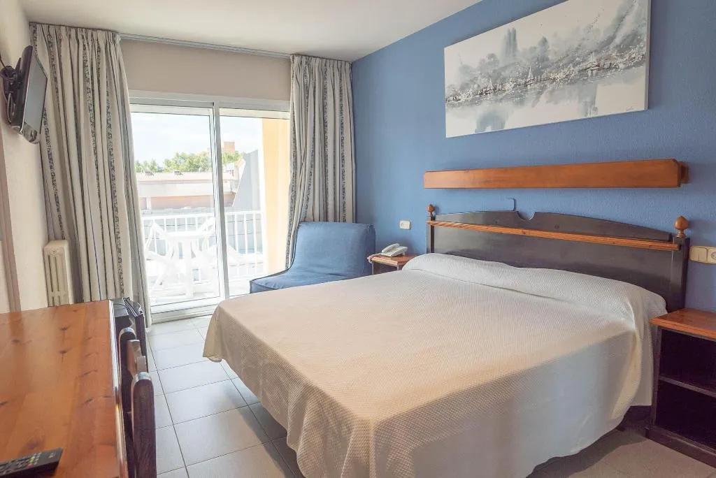 Room, S'Agoita, Costa Brava