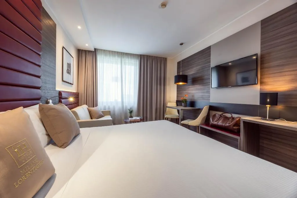 DOUBLE SUPERIOR Room, iH Hotels Milano Lorenteggio, Milan