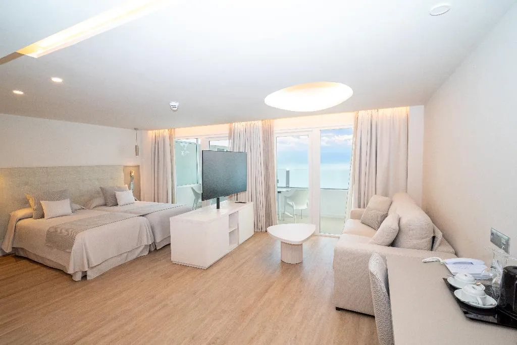JUNIOR SUITE WITH BALCONY Room, Sahara Playa, Gran Canaria