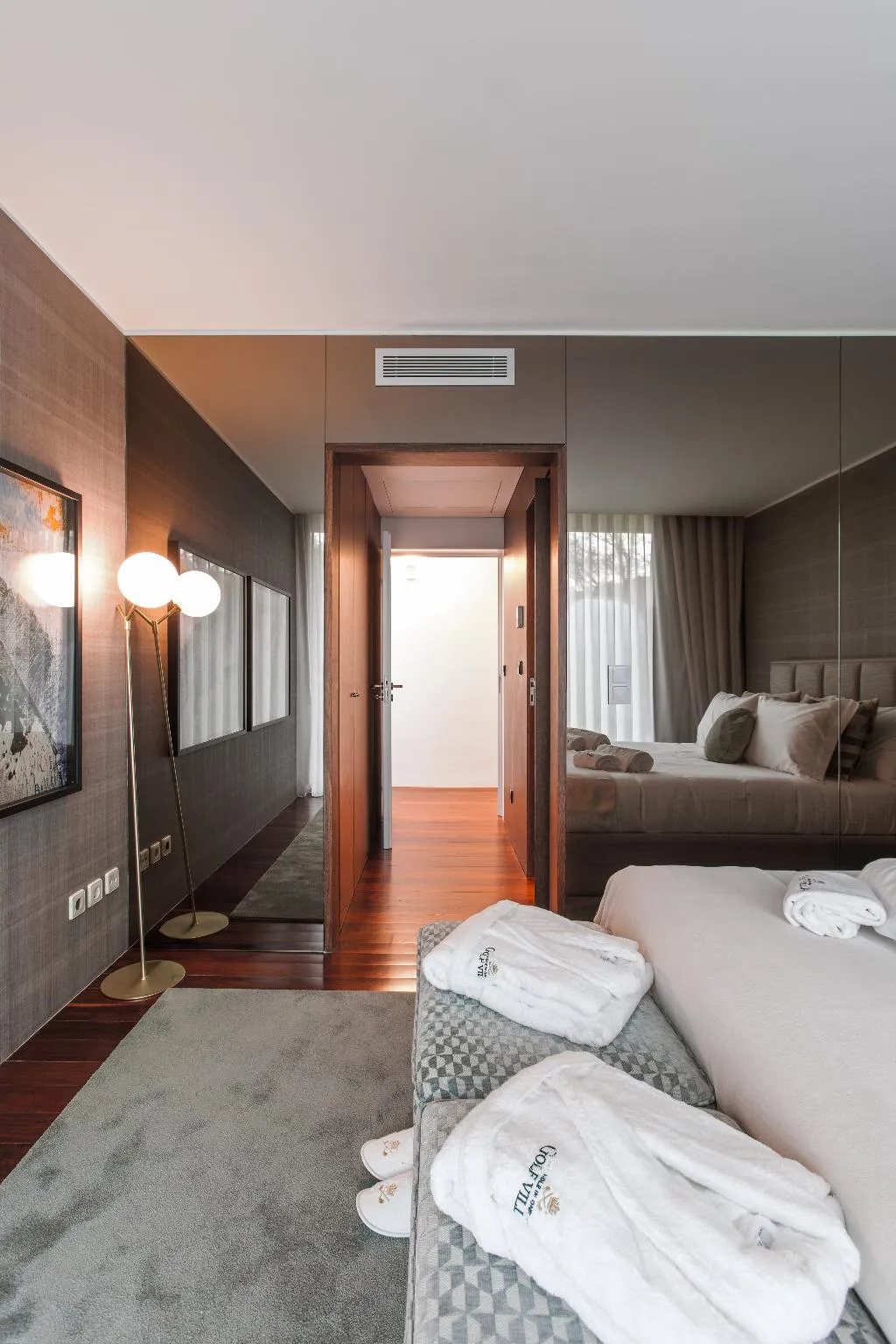 VILLA SUPERIOR FOUR BEDROOMS Room, Hole In One - Golf Villa, Porto