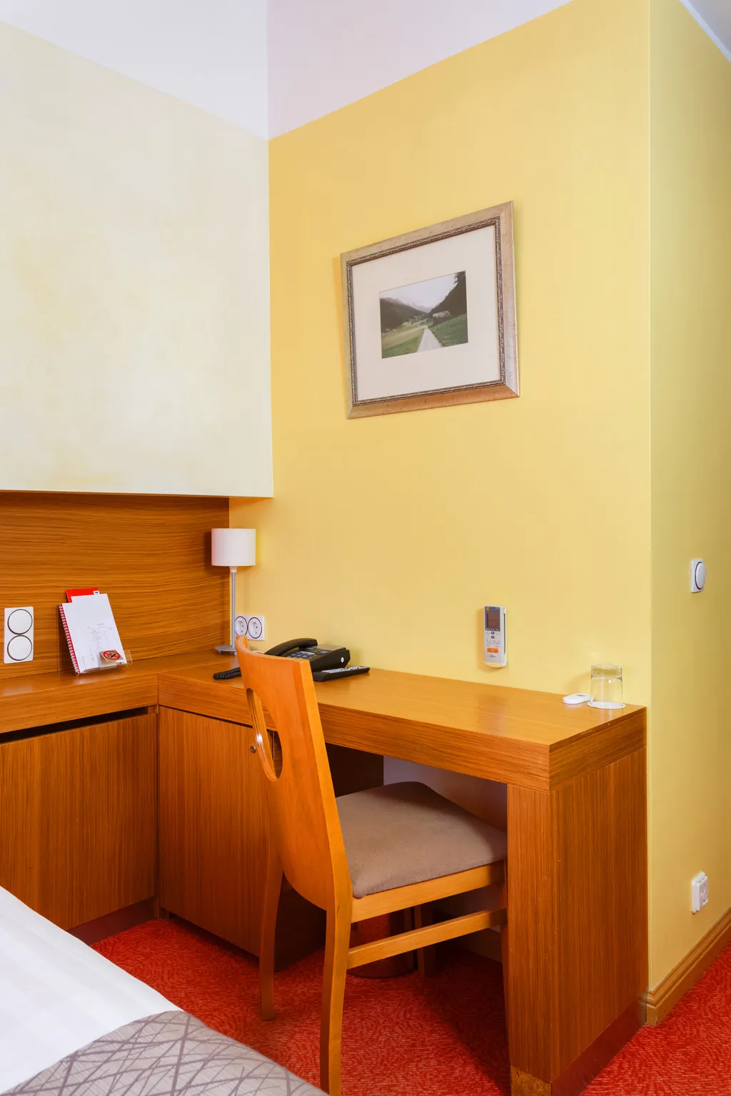 Double or Twin STANDARD Room, Bern, Tallinn