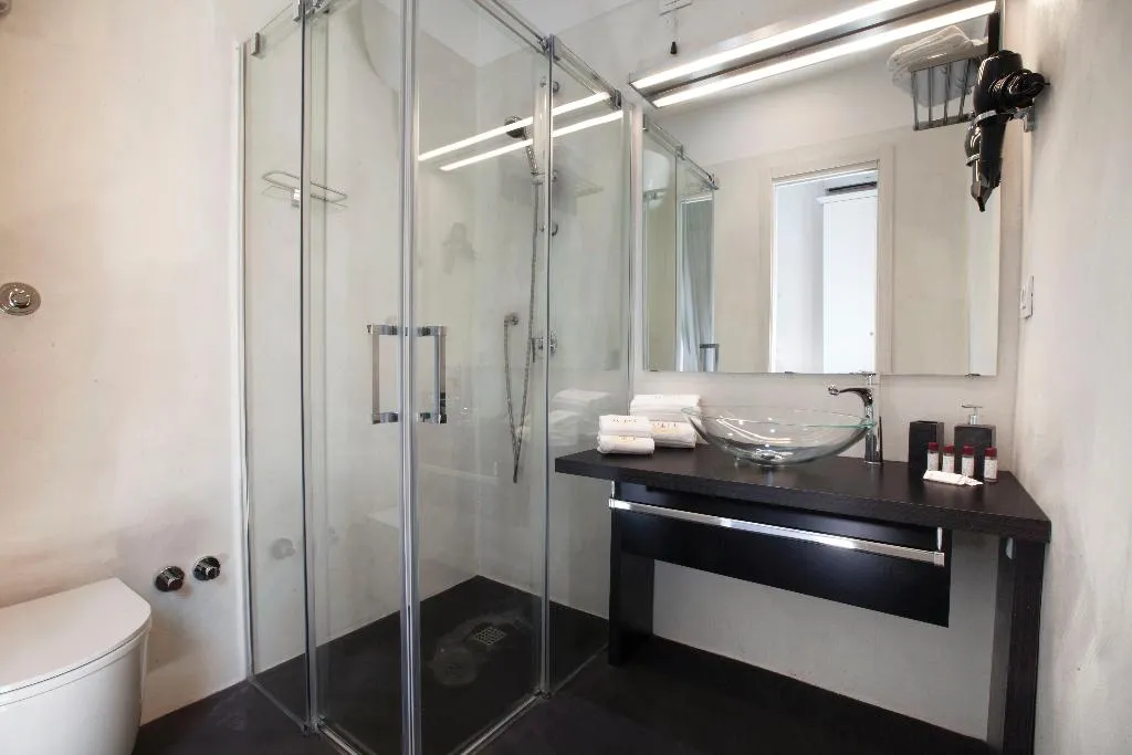 DOUBLE DELUXE Room, Suite Dei Catalani, Naples