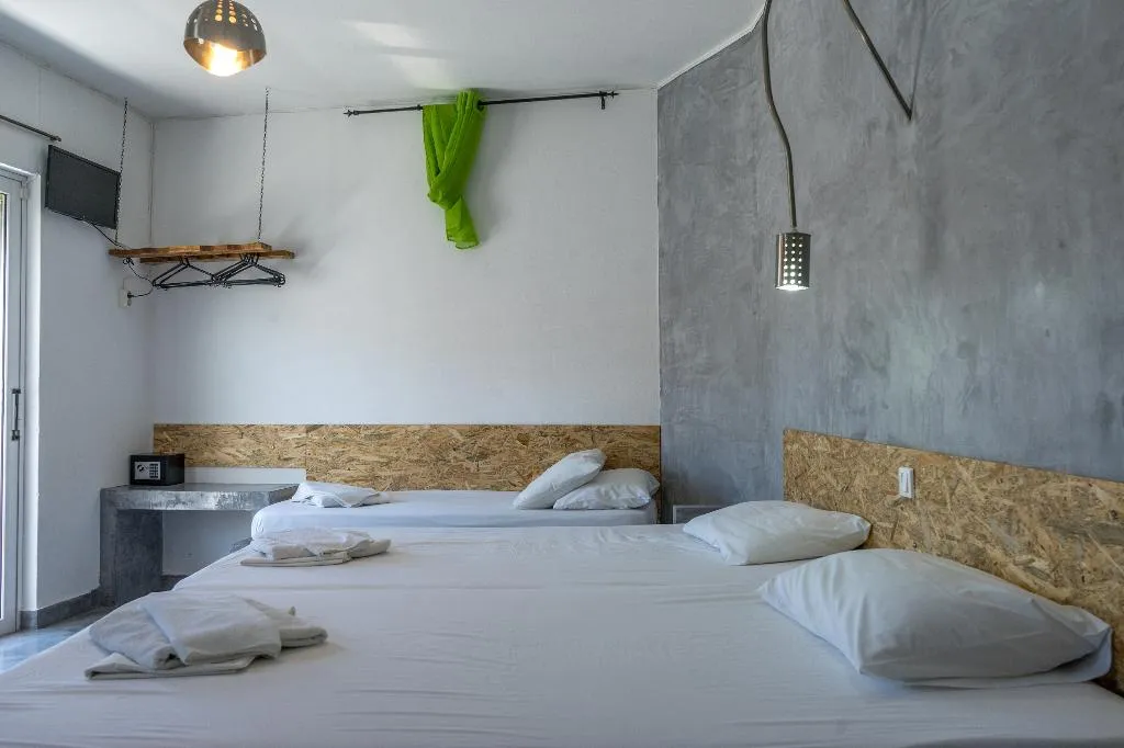STUDIO CAPACITY 3 Room, Family House, Rhodes