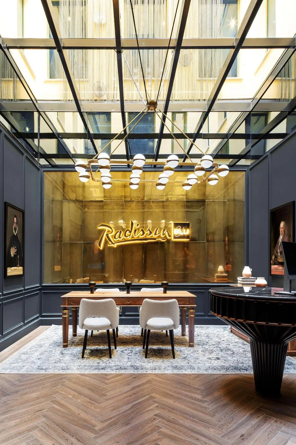 Lobby, Radisson Blu Madrid Prado, Madrid