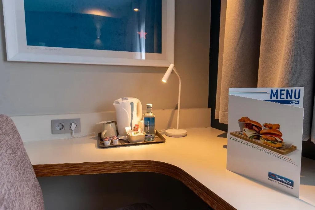 TWIN STANDARD Room, Travelodge Malaga Aeropuerto, Costa Del Sol