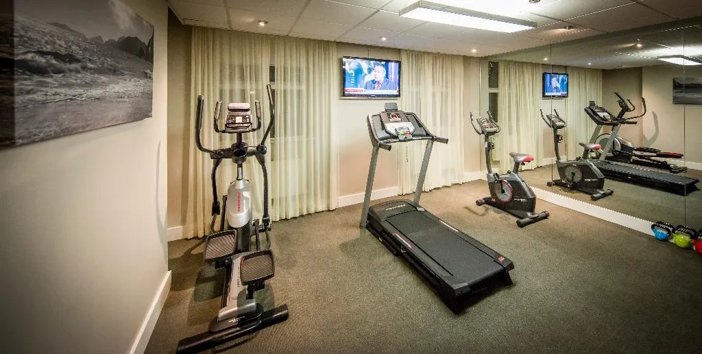 Sports and Entertainment, Sandymount Hotel, Dublin