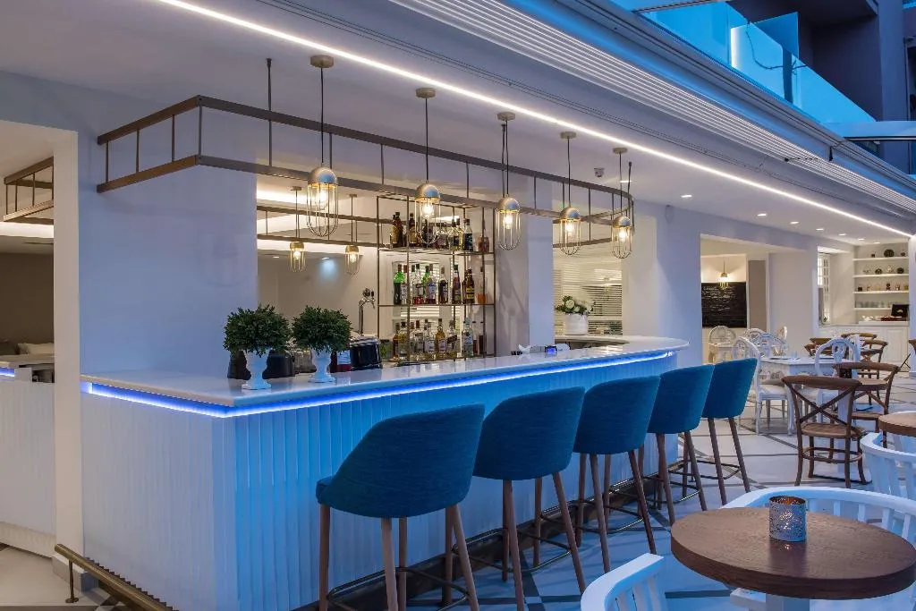 Bar, Mari Kristin Beach Hotel, Crete