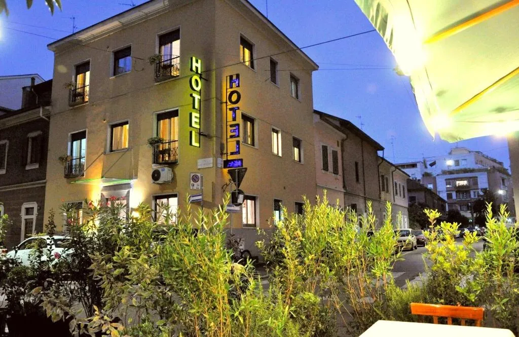 General view, Hotel Dover, Milan