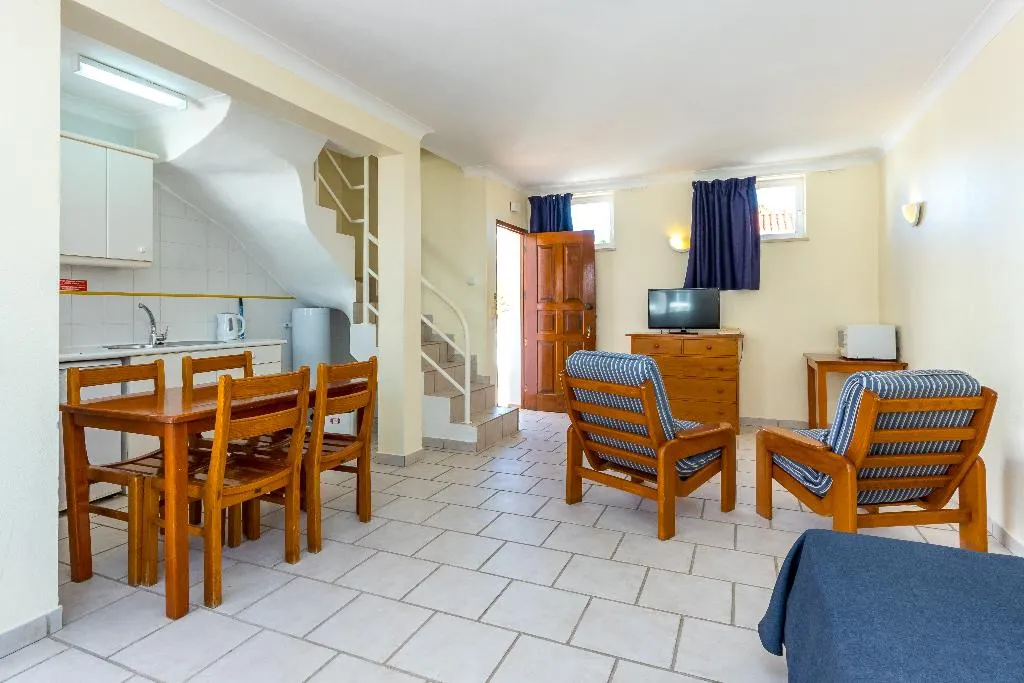 APARTMENT ONE BEDROOM Room, Ouratlantico, Algarve