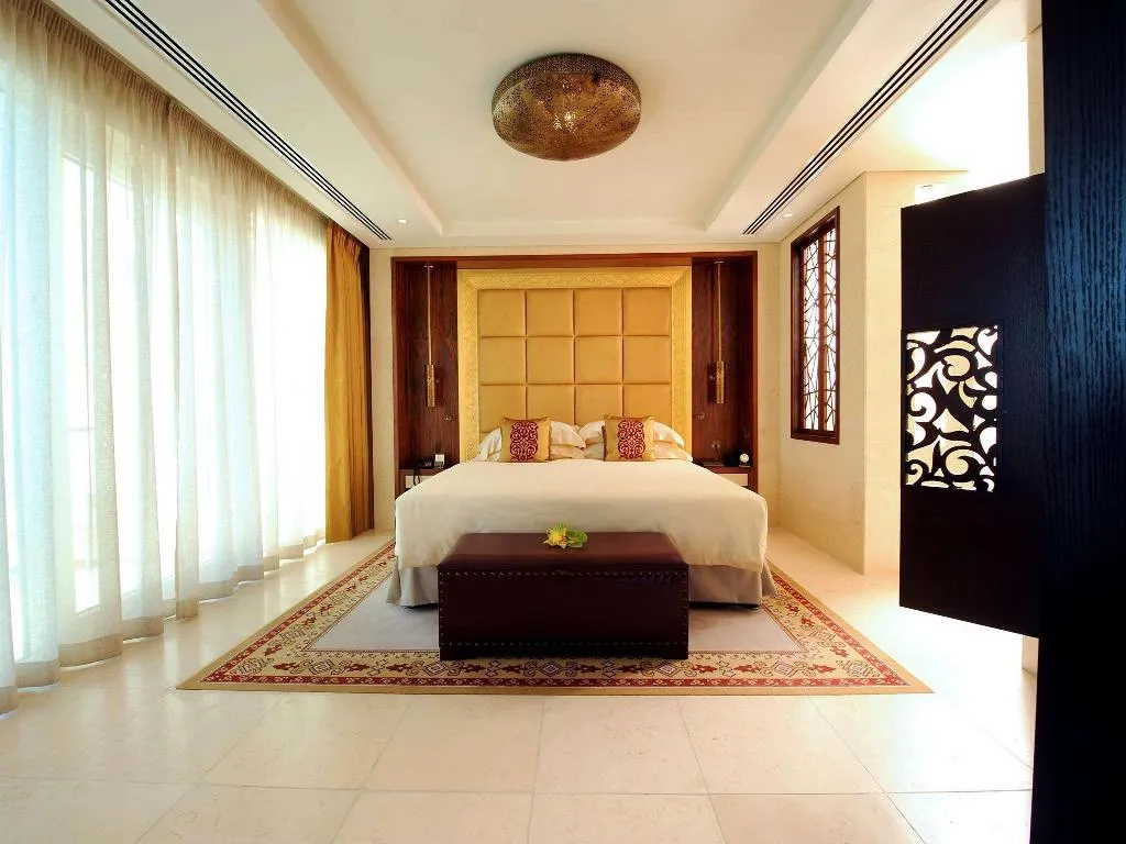 Room, Raffles Dubai, Dubai