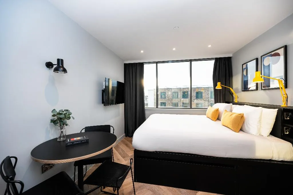 STUDIO CAPACITY 3 Room, Staycity Aparthotels Tivoli, Dublin