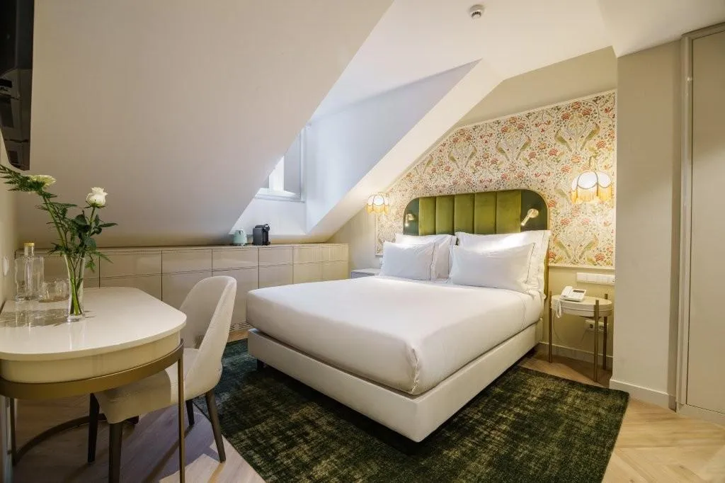 DOUBLE ECONOMY Room, Olympia Lis Baixa Hotel, Lisbon