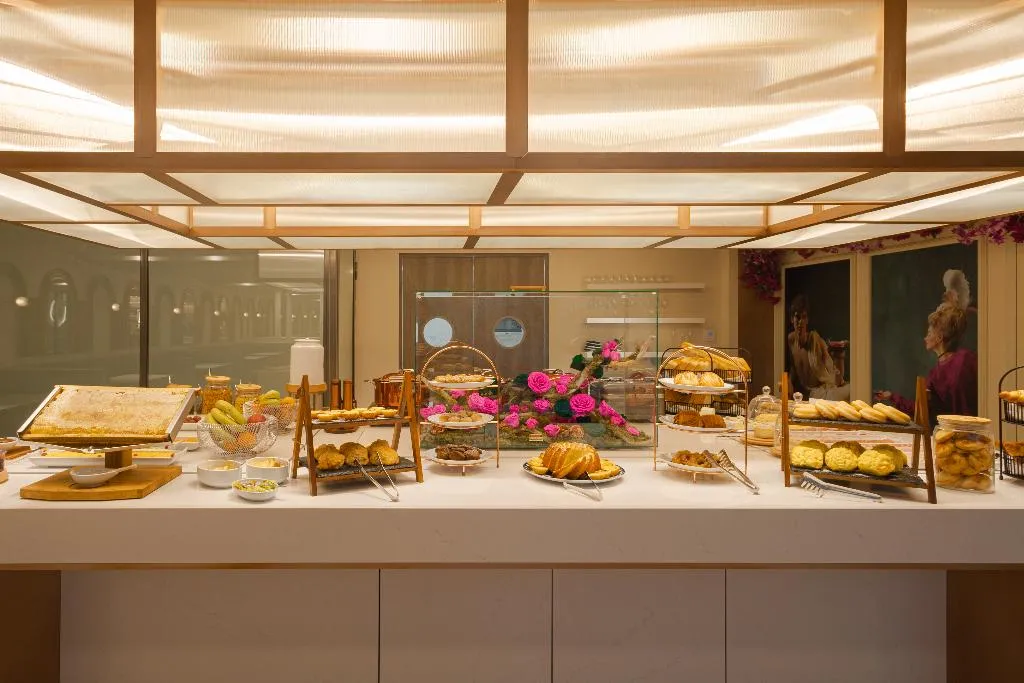 Restaurant, Luster Hotel, Lisbon