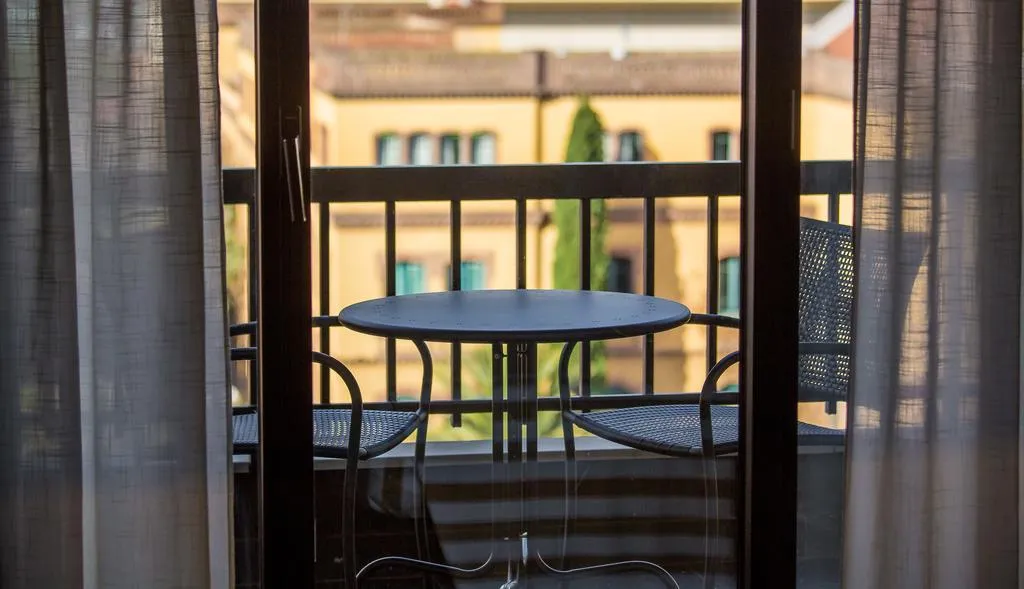 DOUBLE WITH BALCONY Room, U232, Barcelona
