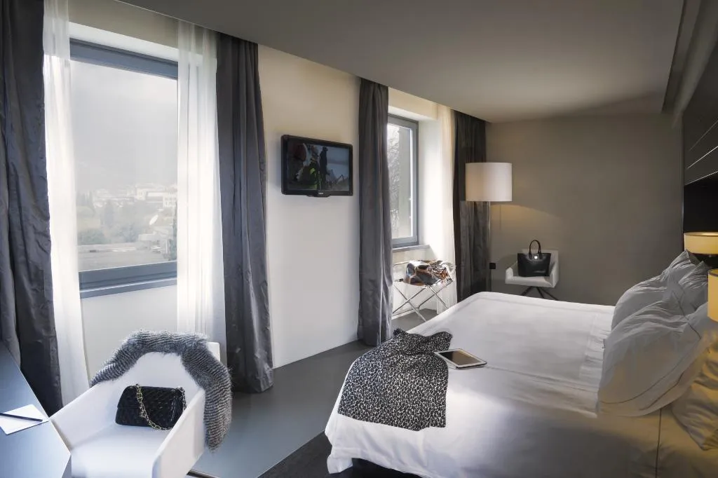 Room, Lido Palace - The Leading Hotels Of The World, Milan