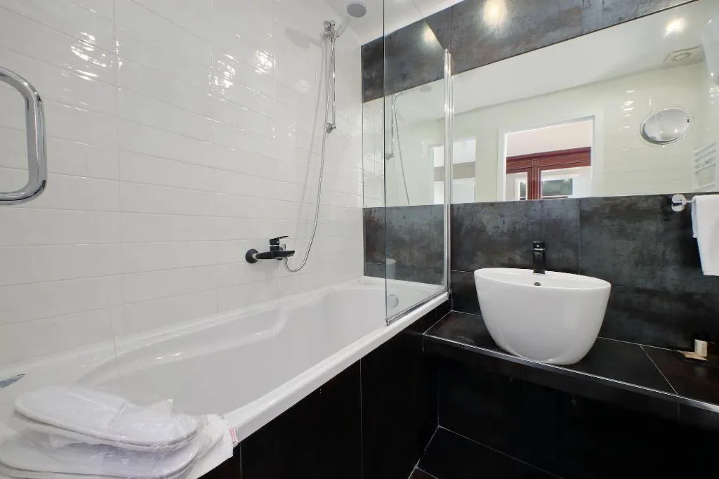 Room, Domus Monamì Luxury Suites, Rome