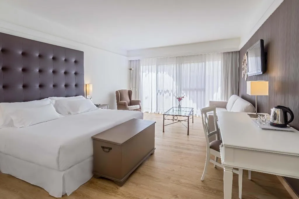 Double or Twin DELUXE Room, Barcelo Corralejo Bay, Fuerteventura