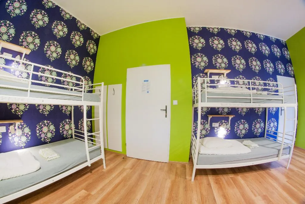 Bed in dormitory CAPACITY 8 Room, Hostel Atlantis Kraków, Krakow