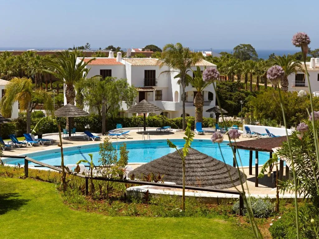 APARTMENT TWO BEDROOMS Room, São Rafael Holidays, Algarve