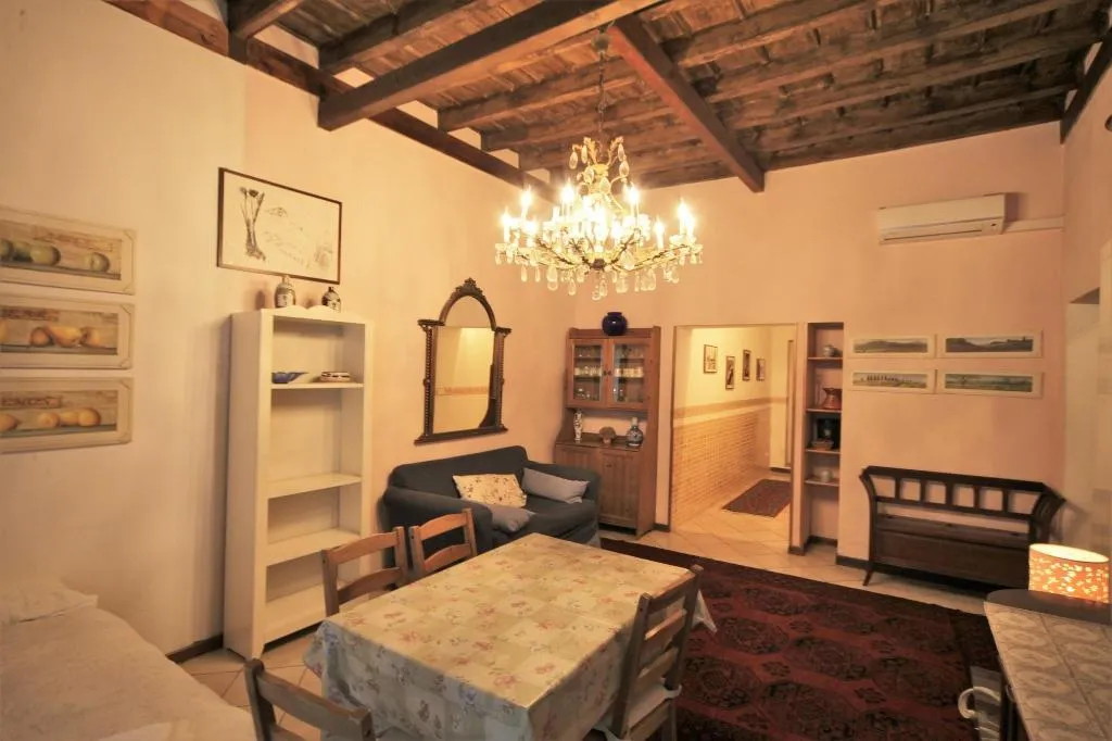 Room, Antica Corte Milanese, Milan