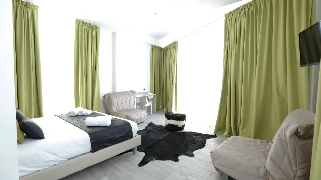 DOUBLE DELUXE Room, Ecumano Space, Naples