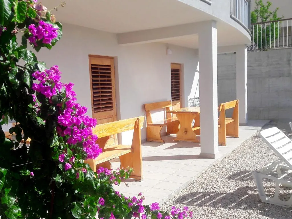 APARTMENT CAPACITY 3 Room, Apartments Jure, Split
