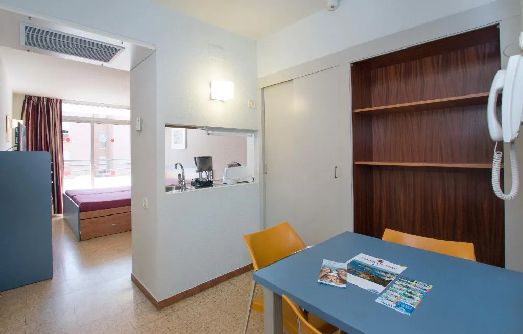 STUDIO CAPACITY 3 Room, Medplaya Esmeraldas, Costa Brava