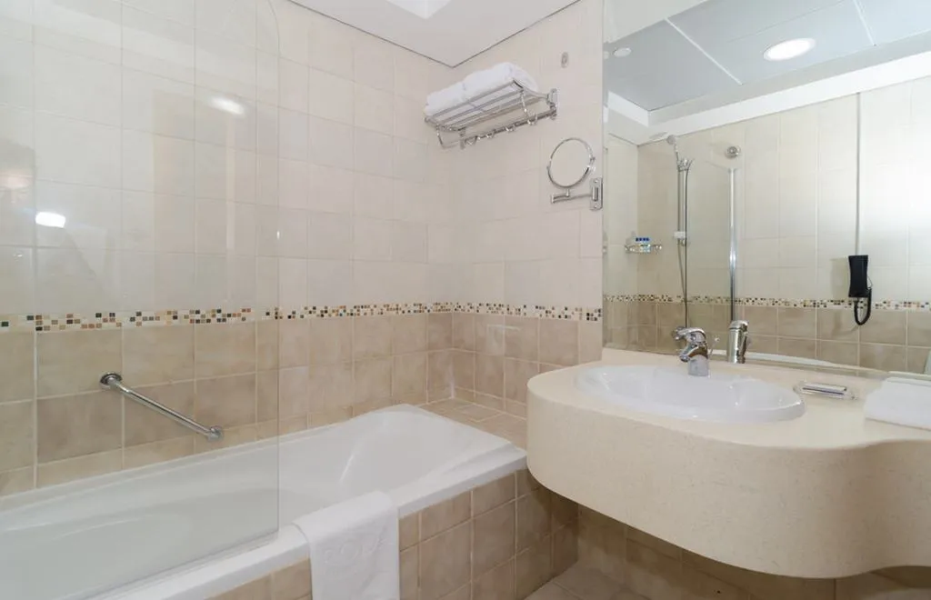 Room, Roda Beach Resort, Dubai