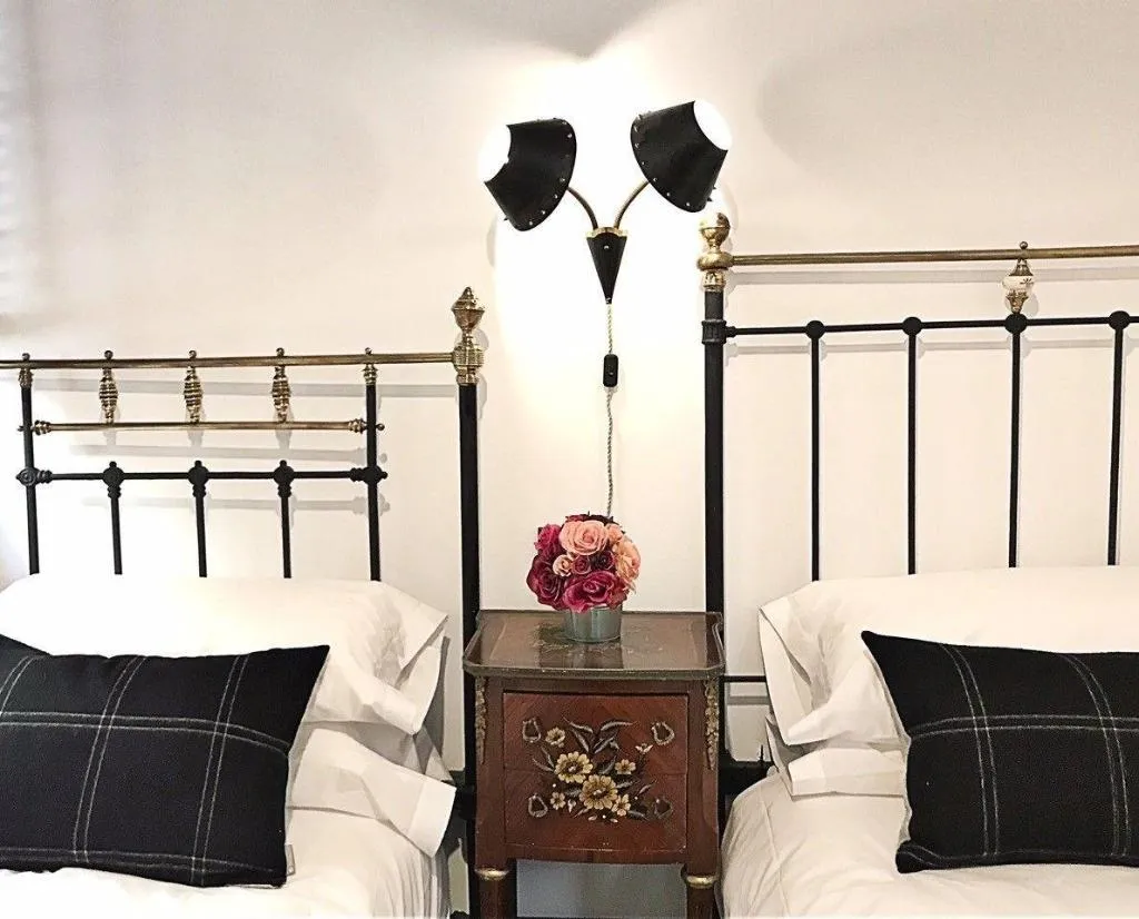 Room, Lanave, Madrid