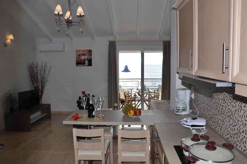 APARTMENT DELUXE Room, Mazis Apartments, Corfu