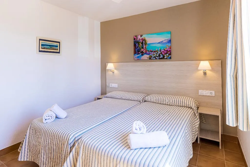 APARTMENT TWO BEDROOMS Room, Arenal Playa Menorca, Menorca