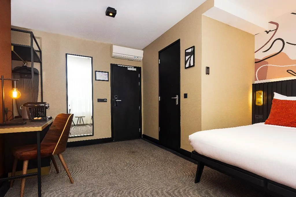 DOUBLE SUPERIOR Room, Huygens Place, Amsterdam