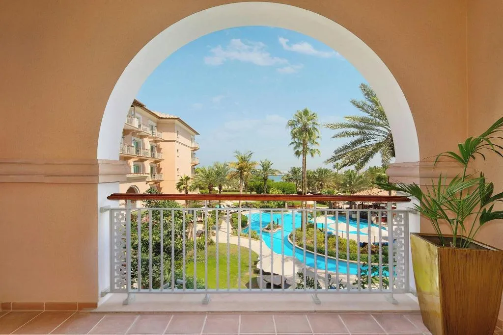 QUADRUPLE DELUXE GARDEN VIEW Room, The Ritz-Carlton, Dubai, Dubai