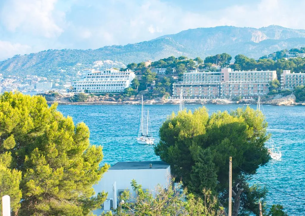 Beach, Flip Flop Surfing Playa Apartments, Majorca