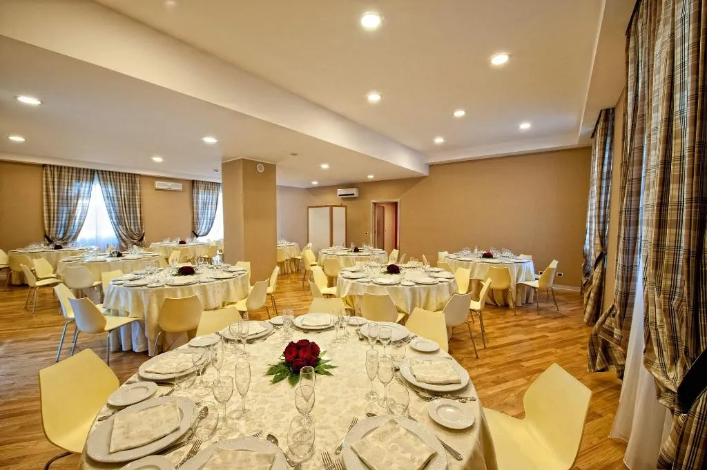 Restaurant, Hotel Villa Sturzo, Catania