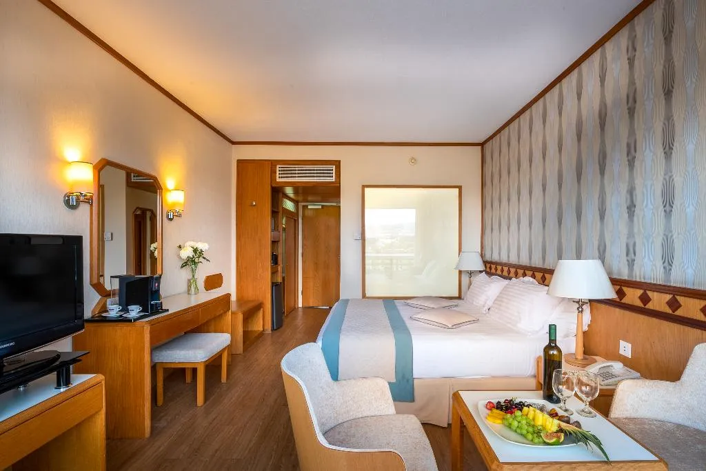 Room, Constantinou Bros Pioneer Beach Hotel, Cyprus