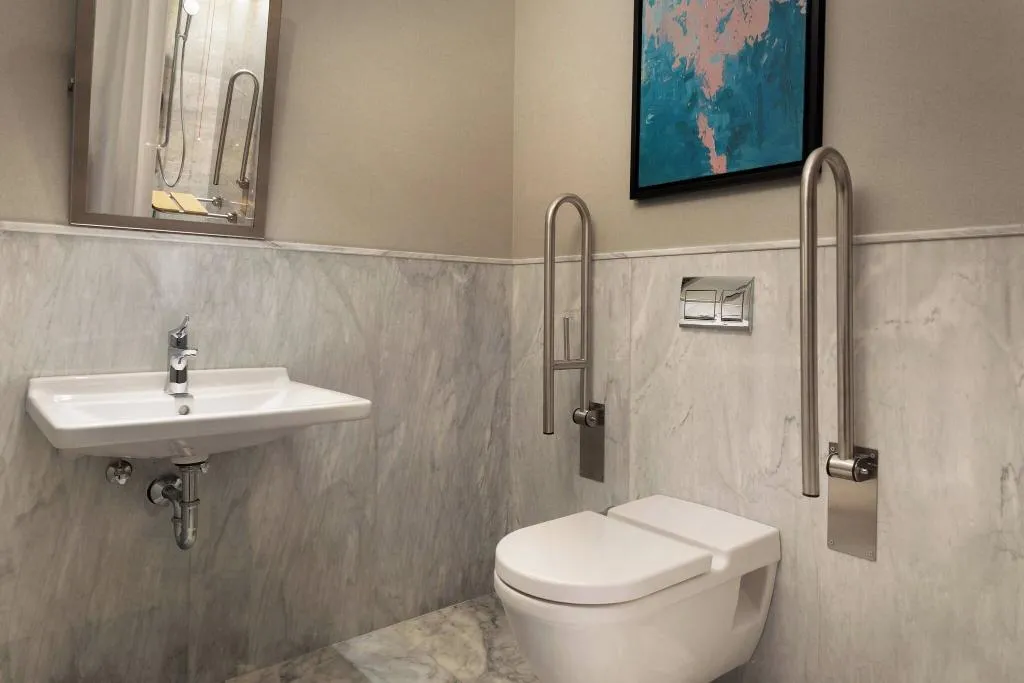 DOUBLE CITY VIEW KING BED Room, Izmir Marriott, Izmir