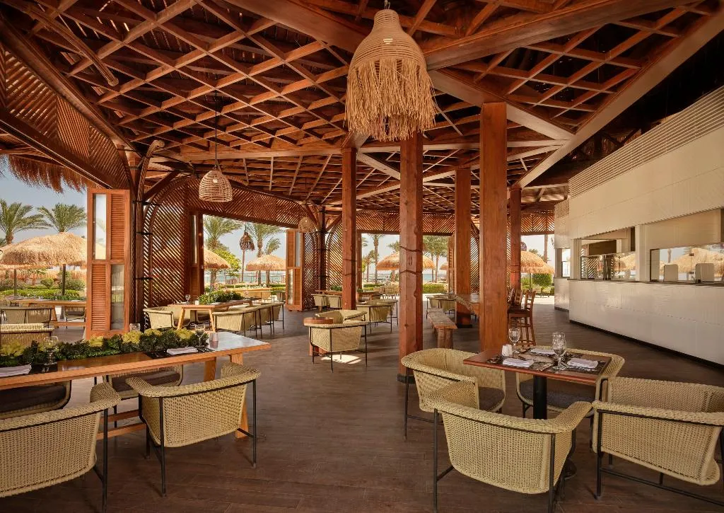 Restaurant, Coral Sea Water World, Red Sea Riviera
