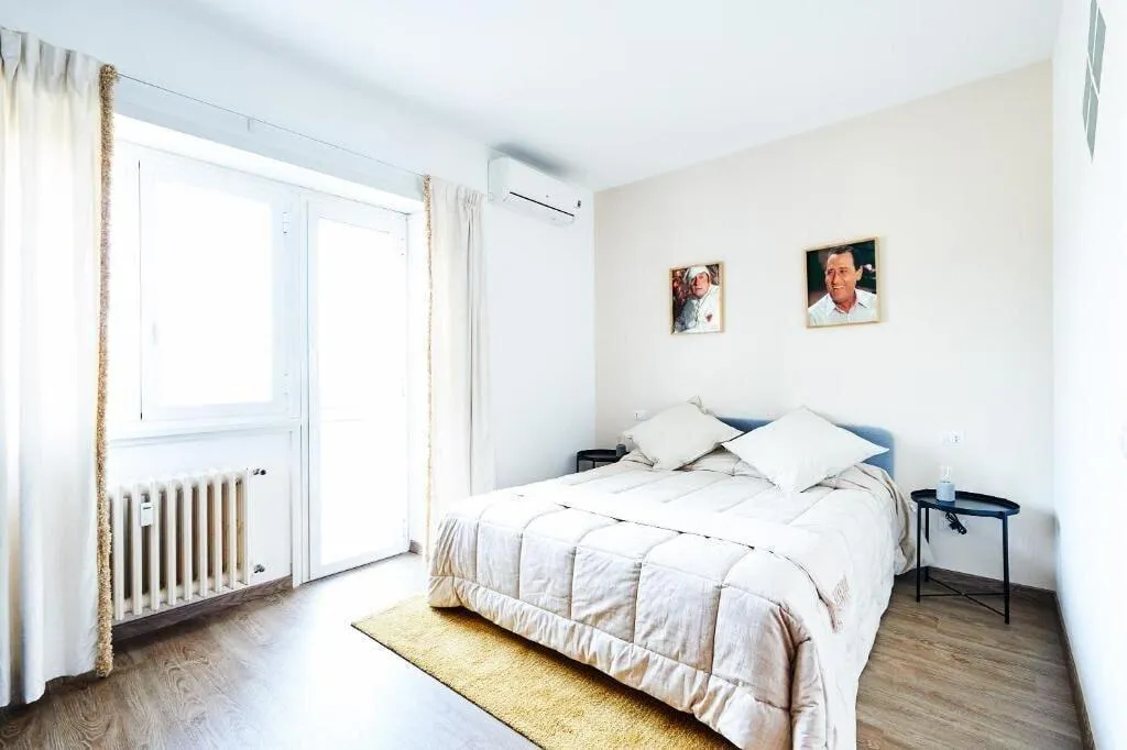 Room, Bnb Drive In, Rome