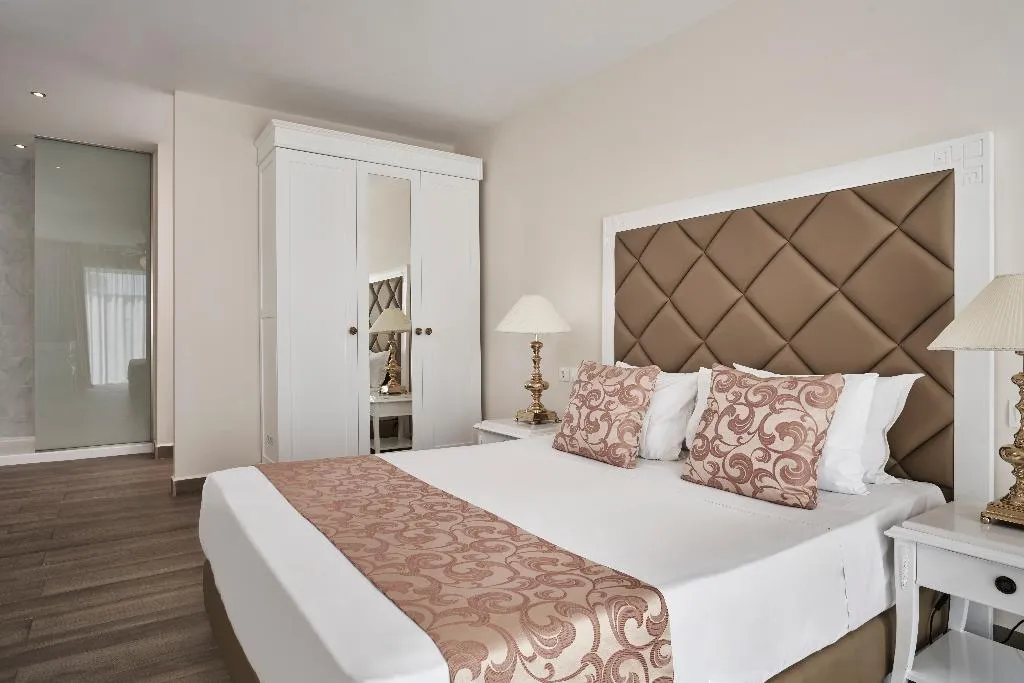 Double or Twin SUPERIOR Room, Sandy Villas, Corfu