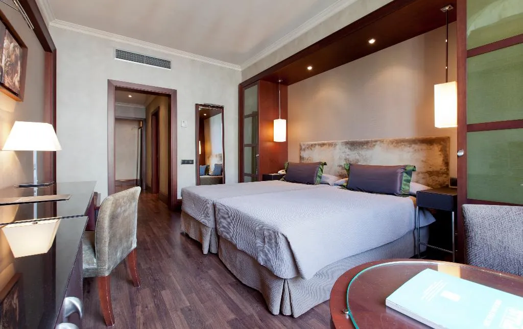 DOUBLE STANDARD Room, Barcelona Center, Barcelona