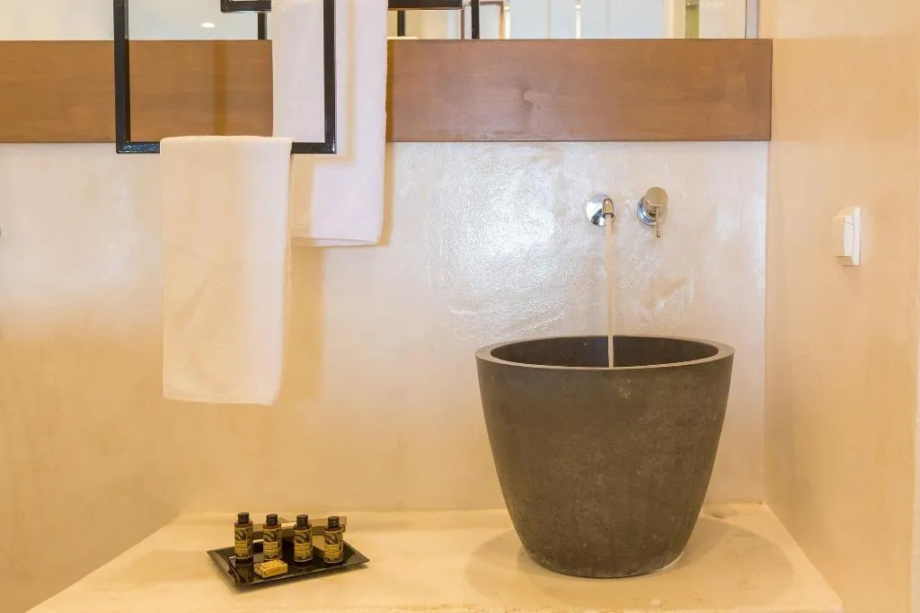 Room, Oia Suites, Santorini