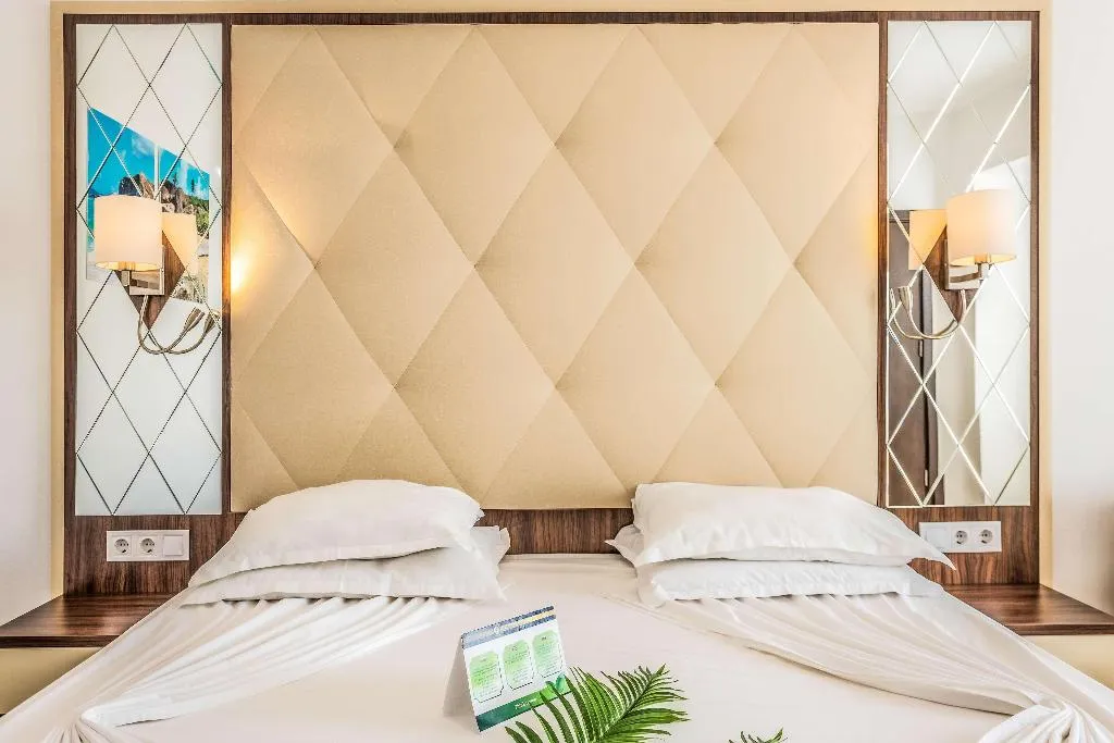 Room, Prestige Deluxe Hotel Aquapark Club, Varna