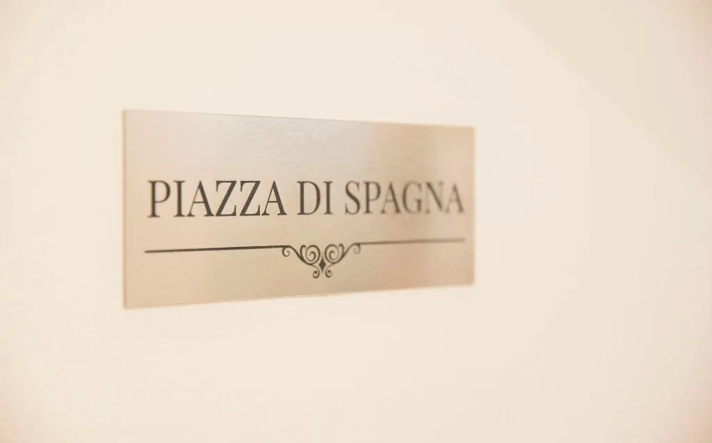 Room, Imperium Suite Trevi, Rome