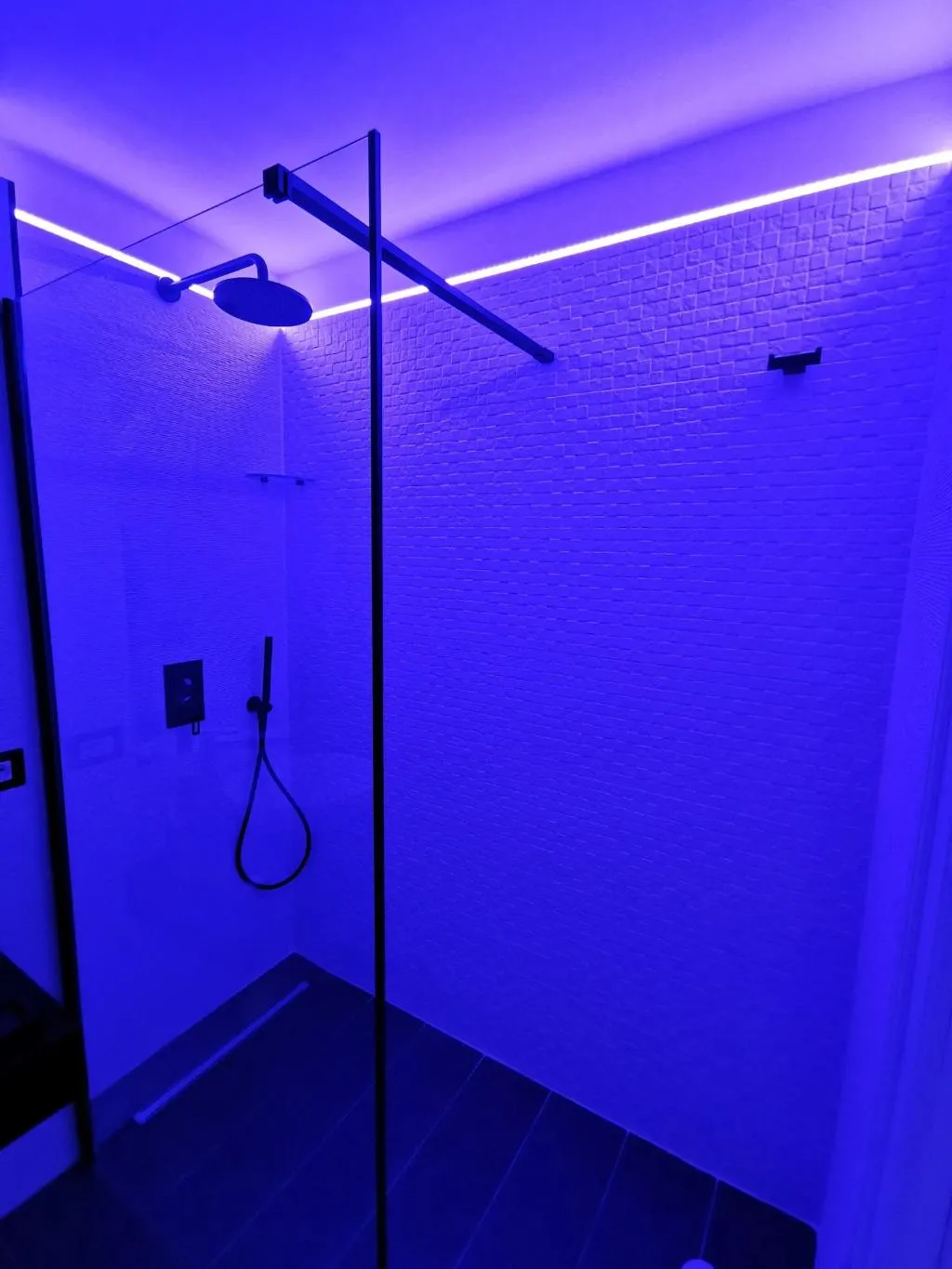 Room, Residenza Borbonica, Naples