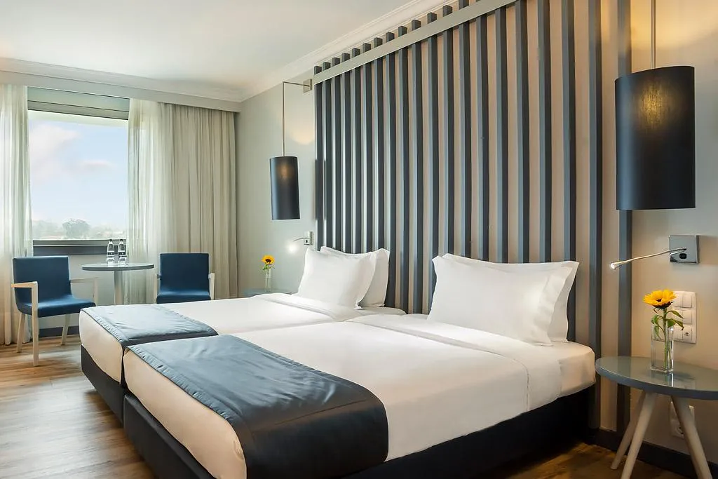 Room, HF Ipanema Park, Porto